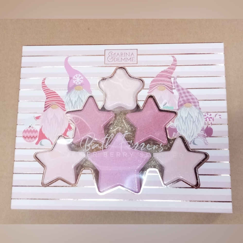 ❄️ Winter Berry Marina & Demme Holiday Bath Bomb